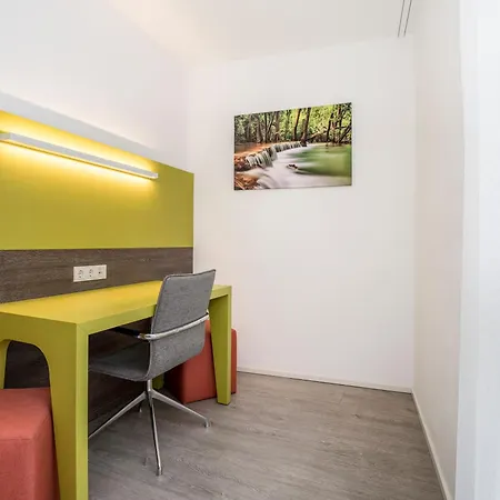 Eco Hotel 3*